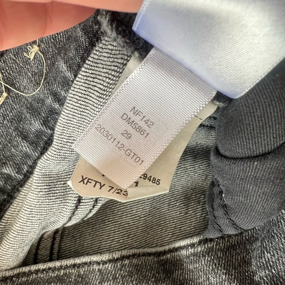 Madewell The Mom Jean Distressed Black Sz 29 - Picture 14 of 16